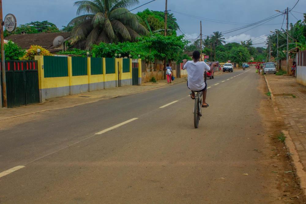 Ferienwohnung J Nova Lda Sao Tome Exterior foto