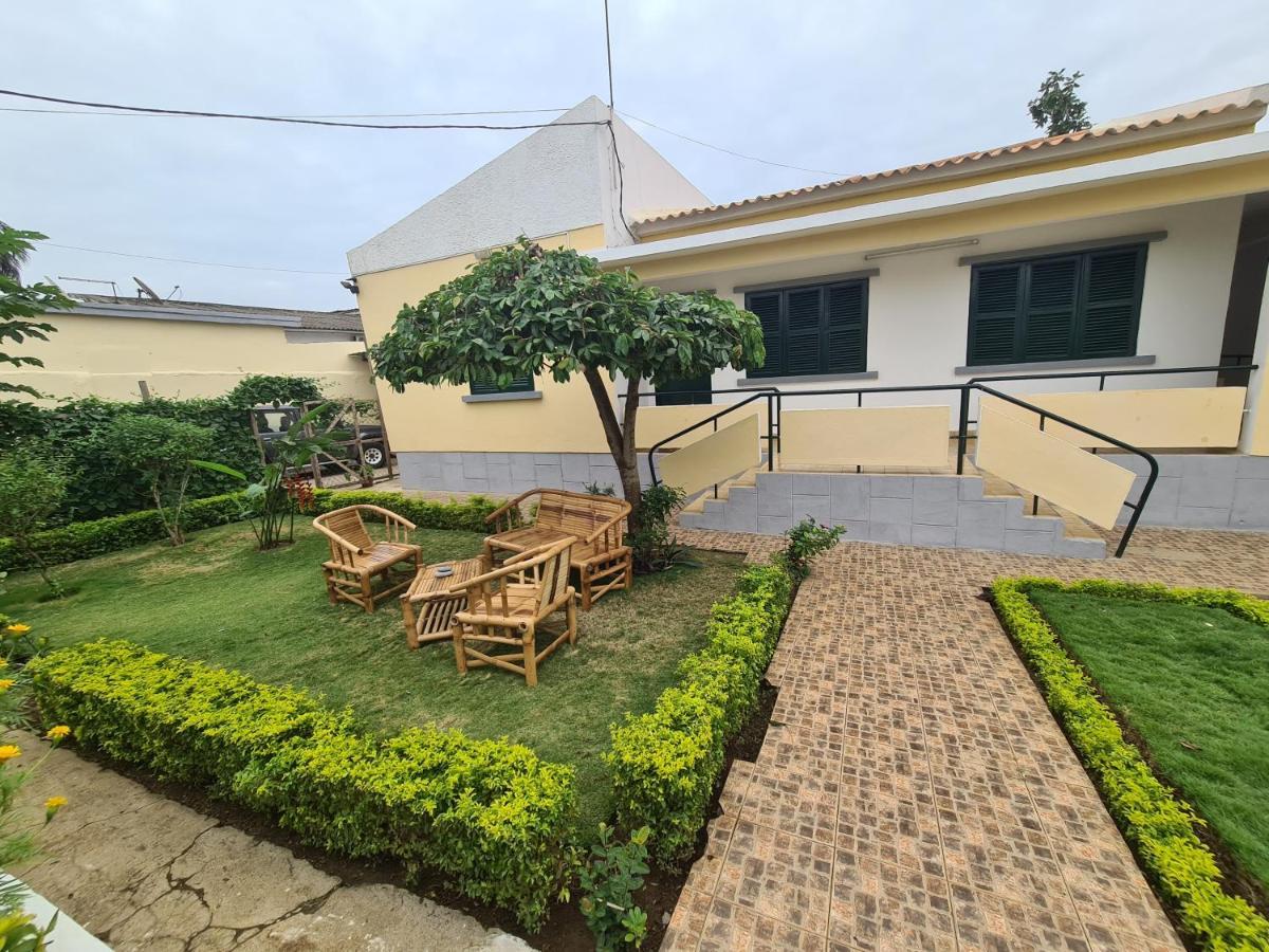 Ferienwohnung J Nova Lda Sao Tome Exterior foto